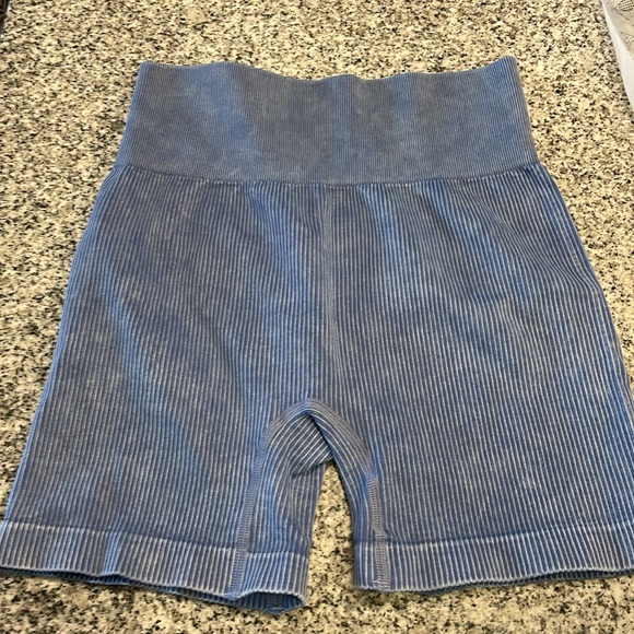 Workout Set - Picture 3 of 4